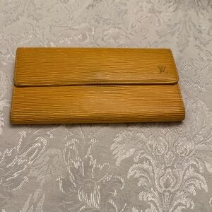 Louis Vuitton Epi yellow Wallet